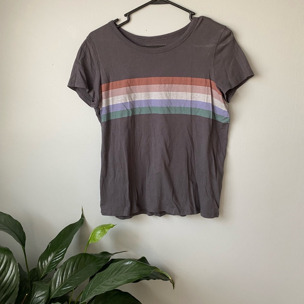 American eagle colorful striped t-shirt